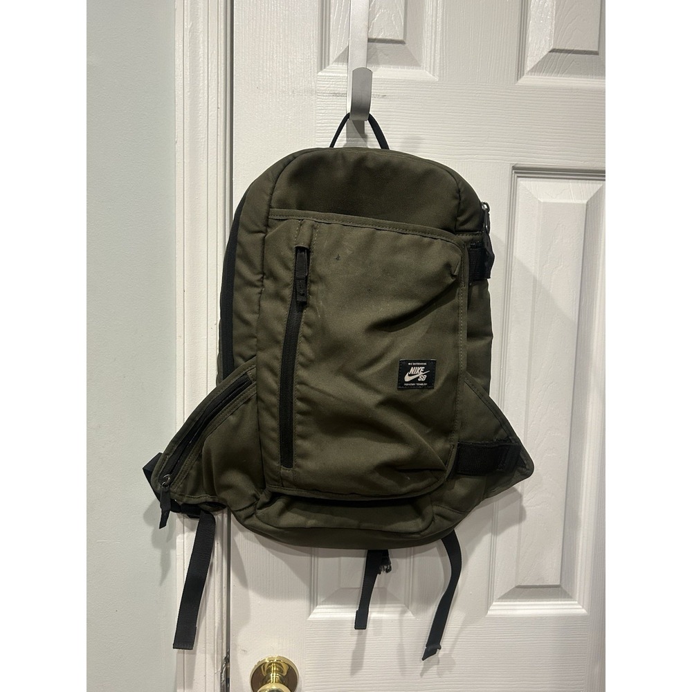 Nike SB RPM Skateboard Backpack Bag Carrier Green Sk8 Street Classic Outdoors
